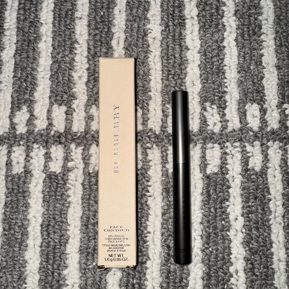 Burberry face contour - NO. 01 medium